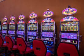 jago888 baccarat table on mobile showing betting layout and live dealer in action